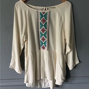 Roxy | Off-White | Embroidered | Keyhole Button | Geo Print | Flowy Top | L